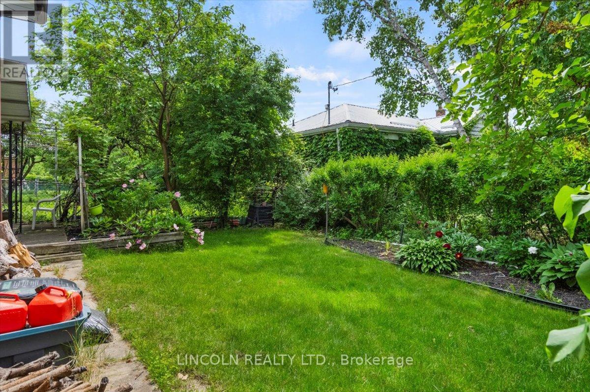 61 Carney Road, Toronto, Ontario  M2M 1T3 - Photo 29 - C11967343