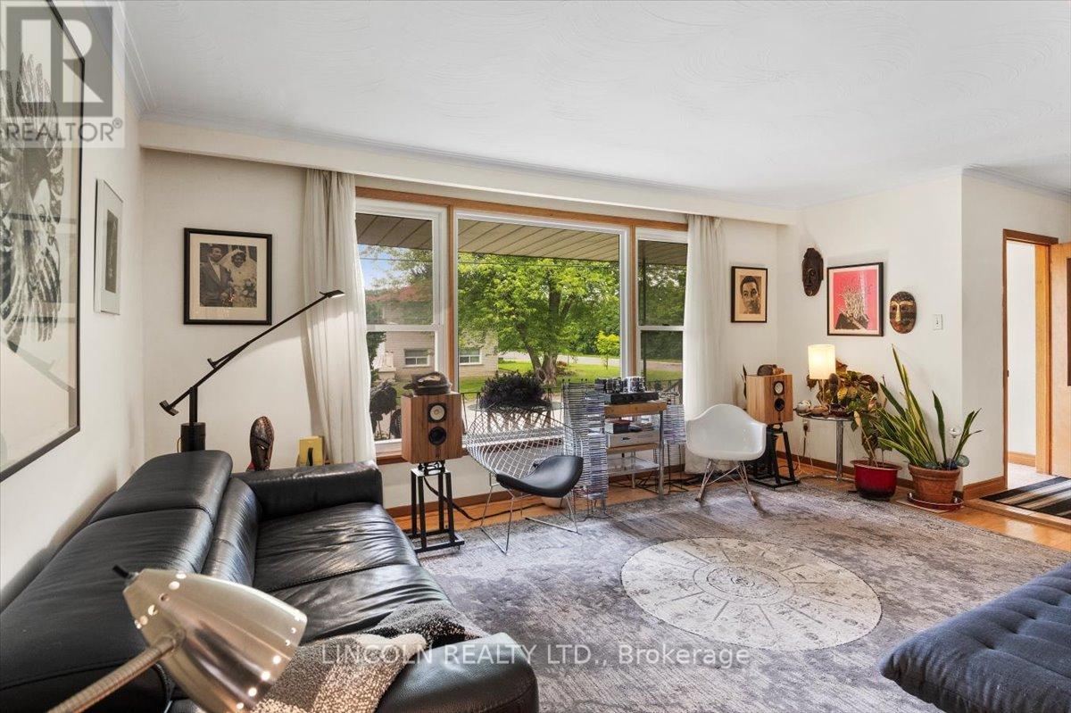 61 Carney Road, Toronto, Ontario  M2M 1T3 - Photo 8 - C11967343