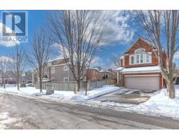 4 Futura Avenue, Richmond Hill (Rouge Woods), Ca