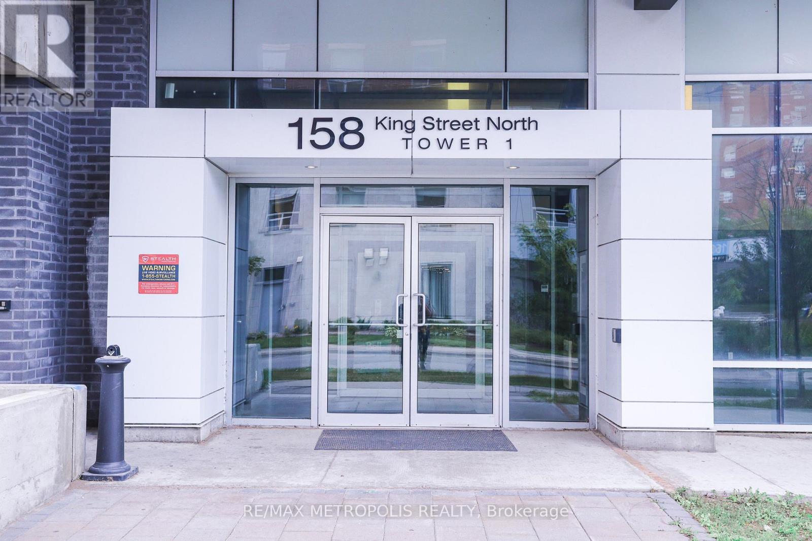 303 - 158 King Street N, Waterloo, Ontario  N2J 2Y2 - Photo 3 - X11922676