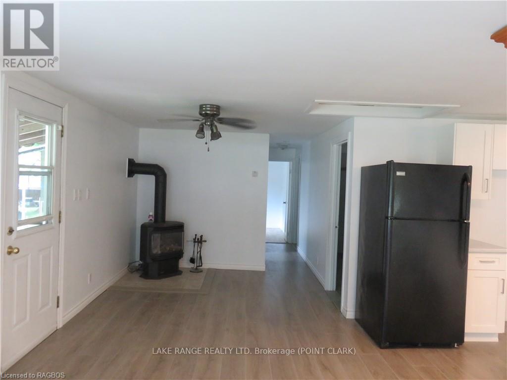 303 Sauk Court, Huron-Kinloss, Ontario  N2Z 2X3 - Photo 17 - X10847692