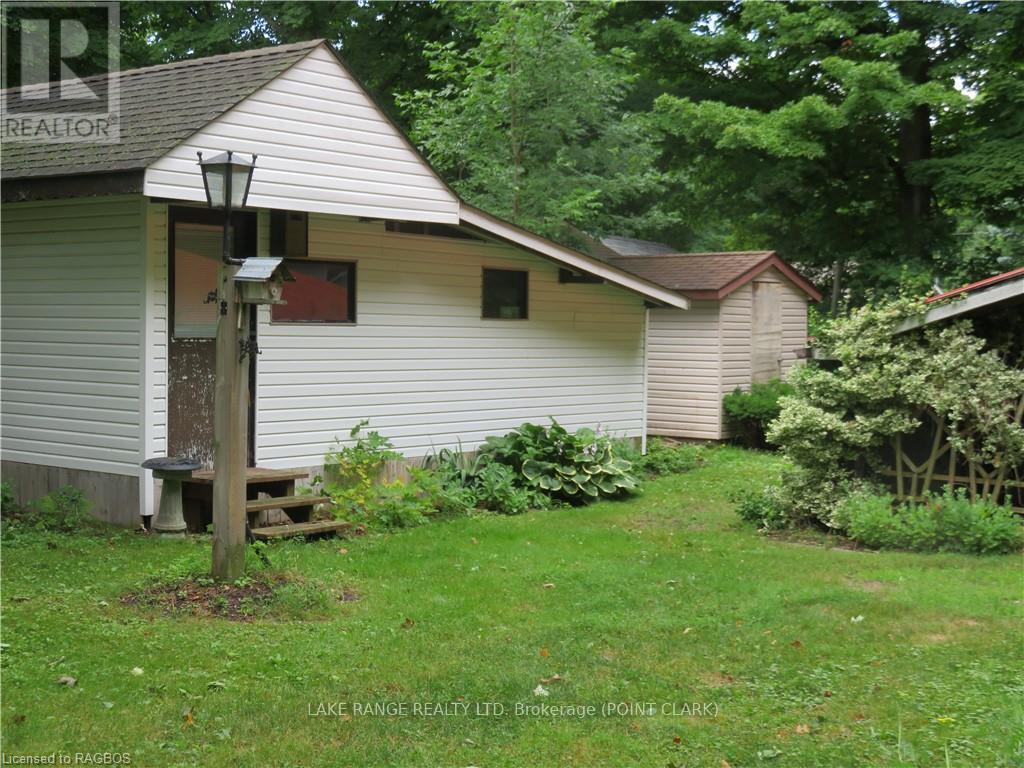 303 Sauk Court, Huron-Kinloss, Ontario  N2Z 2X3 - Photo 3 - X10847692