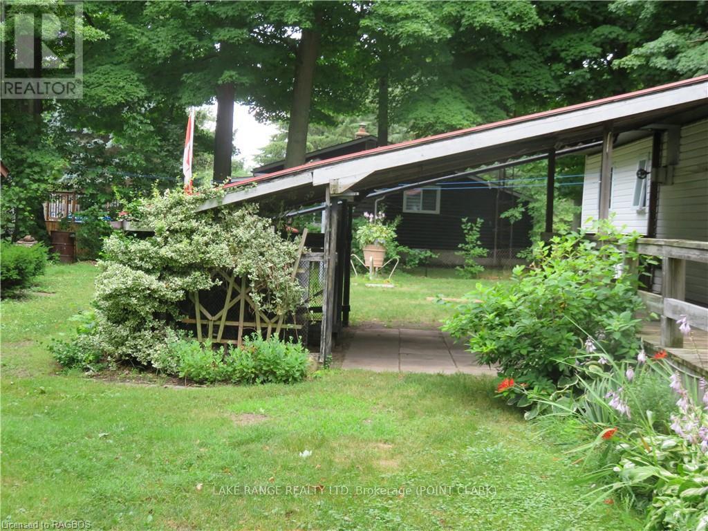 303 Sauk Court, Huron-Kinloss, Ontario  N2Z 2X3 - Photo 4 - X10847692