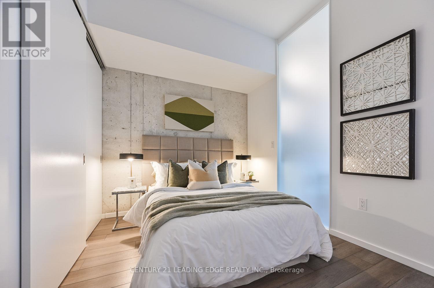 610 - 21 Lawren Harris Square, Toronto (Waterfront Communities), Ontario  M5A 0T4 - Photo 16 - C11967404
