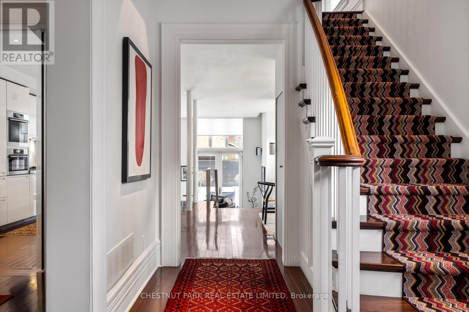 Property at 1 HAWTHORN AVENUE image 4