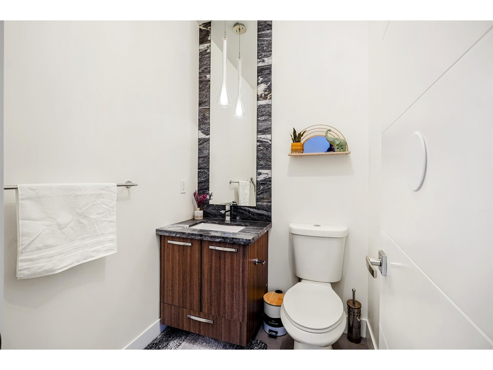 17 6350 142 Street, Surrey, British Columbia  V3X 1B8 - Photo 5 - R2964957