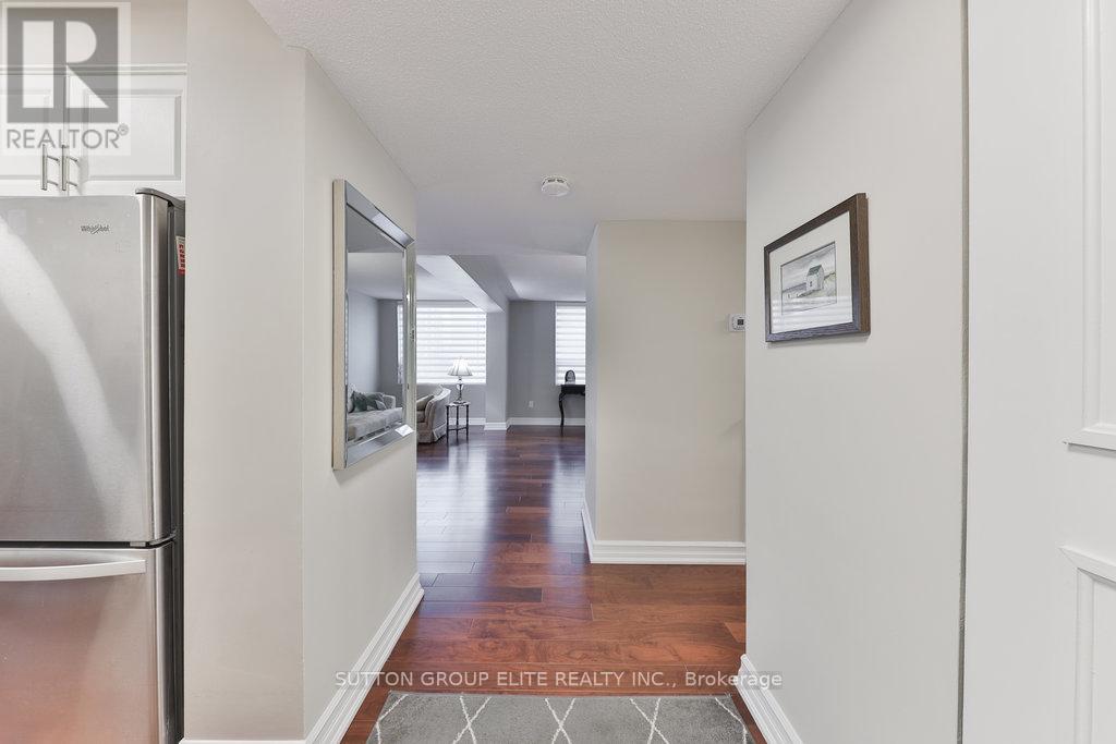 704 - 39 Stavebank Road, Mississauga, Ontario  L5G 4V5 - Photo 13 - W11967428