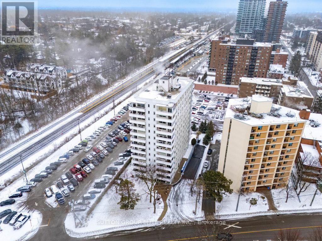Property at 704 - 39 STAVEBANK ROAD S image 5