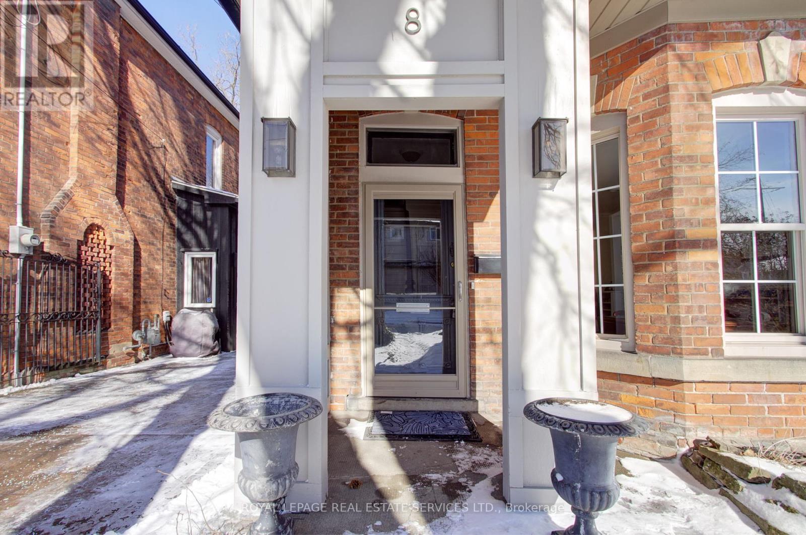 Property at 8 DUFF STREET image 3