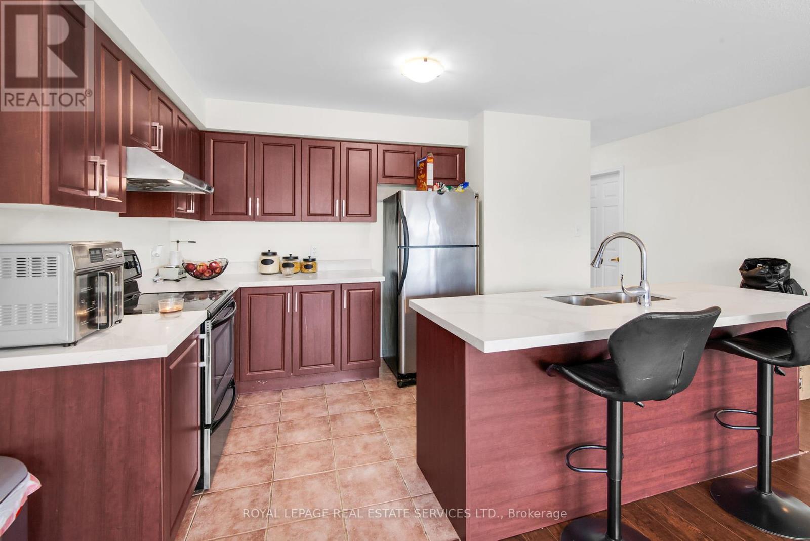 Property at 2744 BUR OAK AVENUE image 4