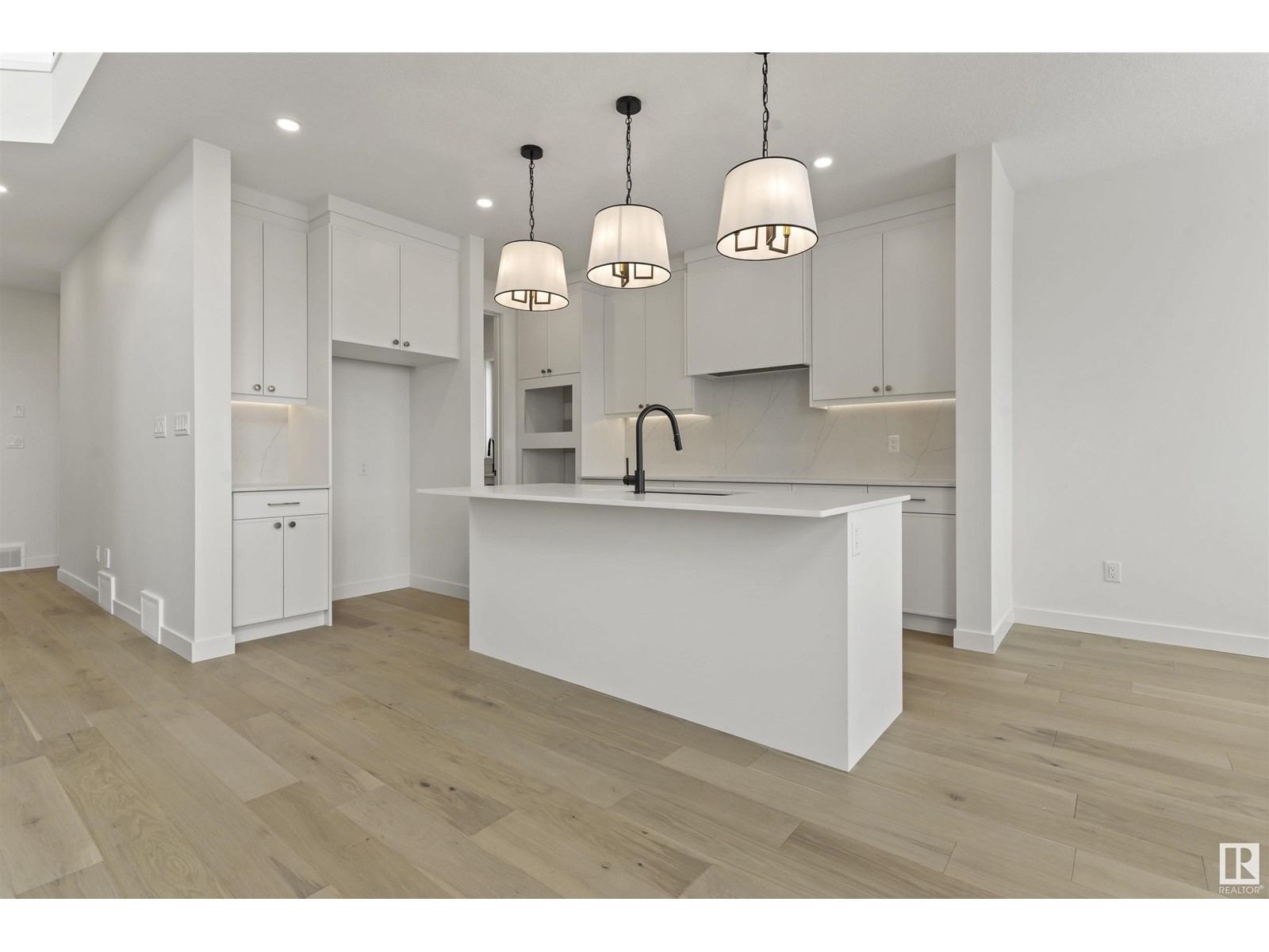 Property at 1299 PODERSKY WD SW image 2