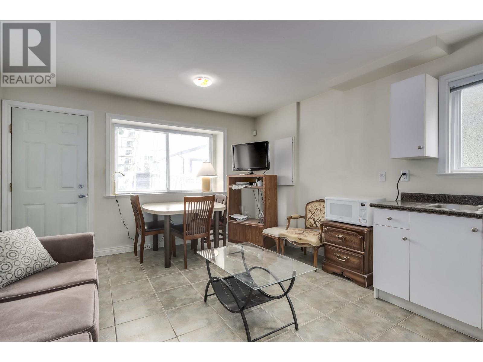 938 E 38th Avenue, Vancouver, British Columbia  V5W 1J3 - Photo 22 - R2965576