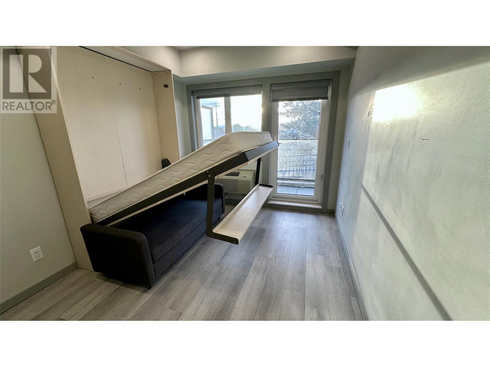Property at 345 Dougall Road N Unit# PH112 Lot# 85 image 5