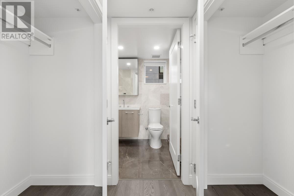 Listing Picture 23 of 38 : 4926 CAMBIE STREET, Vancouver / 溫哥華 - 魯藝地產 Yvonne Lu Group - MLS Medallion Club Member