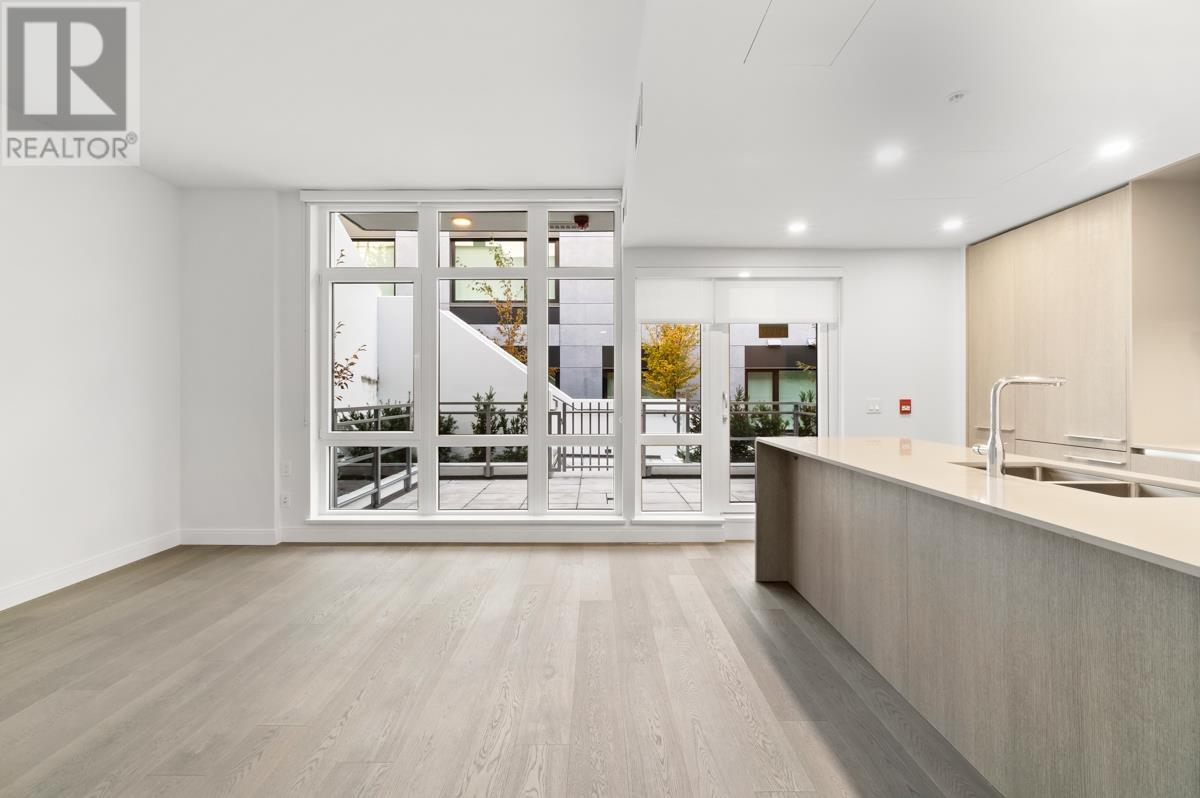 Listing Picture 10 of 38 : 4926 CAMBIE STREET, Vancouver / 溫哥華 - 魯藝地產 Yvonne Lu Group - MLS Medallion Club Member