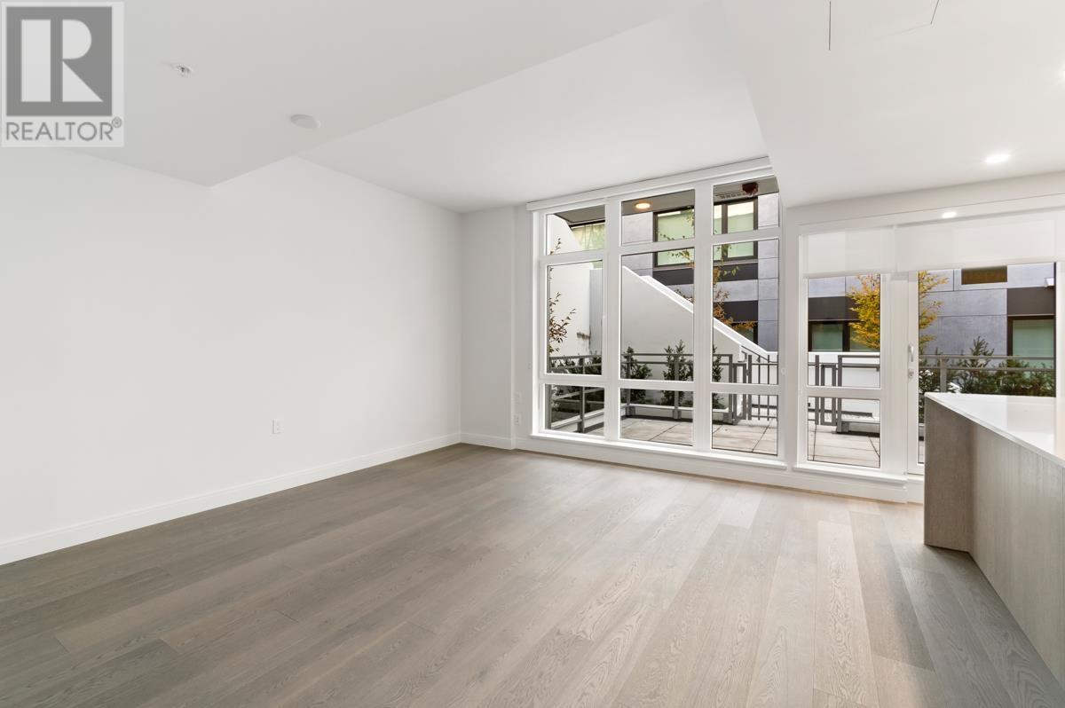 Listing Picture 8 of 38 : 4926 CAMBIE STREET, Vancouver / 溫哥華 - 魯藝地產 Yvonne Lu Group - MLS Medallion Club Member