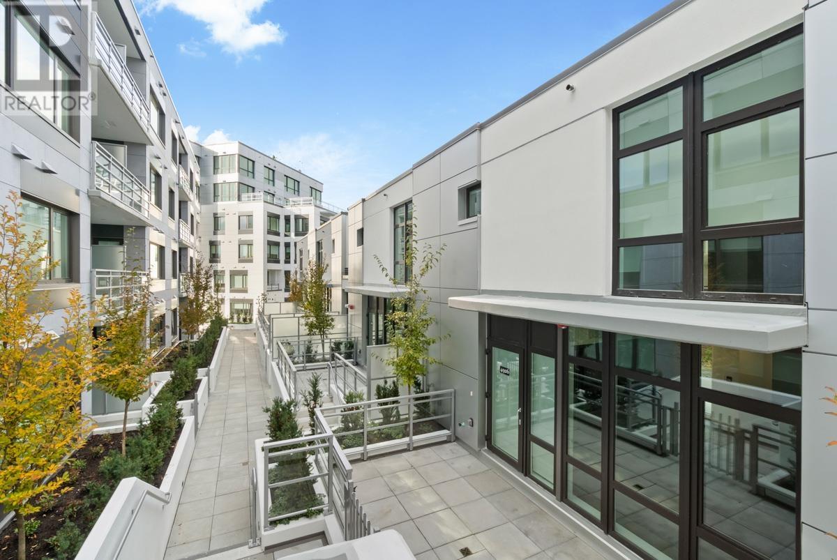 Listing Picture 33 of 38 : 4926 CAMBIE STREET, Vancouver / 溫哥華 - 魯藝地產 Yvonne Lu Group - MLS Medallion Club Member