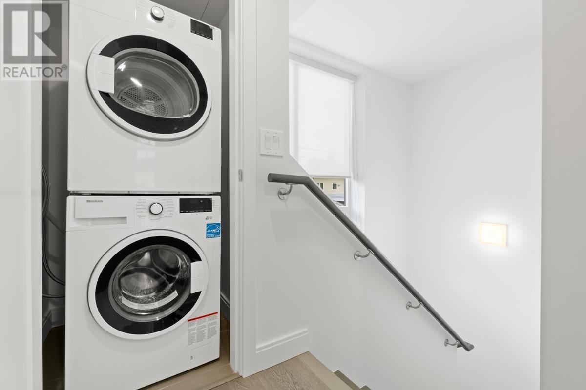 Listing Picture 18 of 38 : 4926 CAMBIE STREET, Vancouver / 溫哥華 - 魯藝地產 Yvonne Lu Group - MLS Medallion Club Member