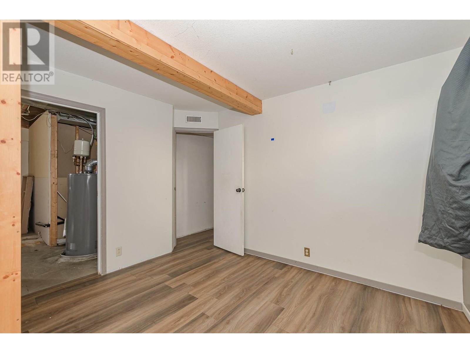 80 6 Street Ne, Salmon Arm, British Columbia  V1E 1H1 - Photo 29 - 10334775