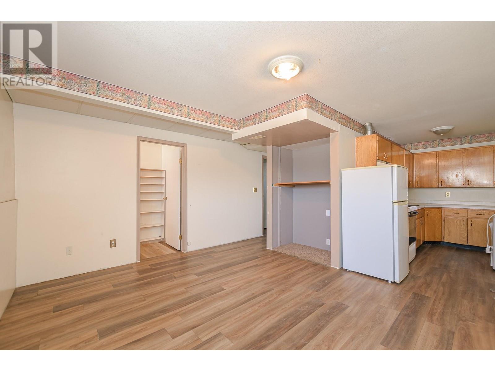 80 6 Street Ne, Salmon Arm, British Columbia  V1E 1H1 - Photo 23 - 10334775