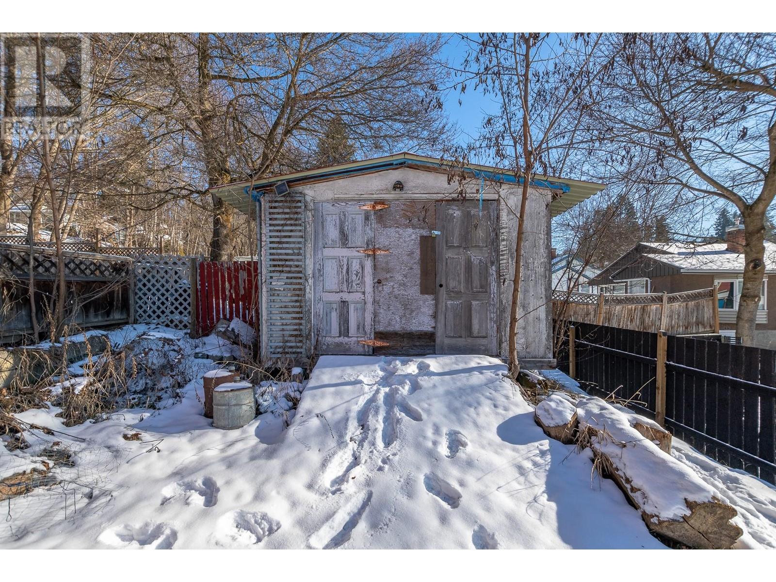 80 6 Street Ne, Salmon Arm, British Columbia  V1E 1H1 - Photo 40 - 10334775