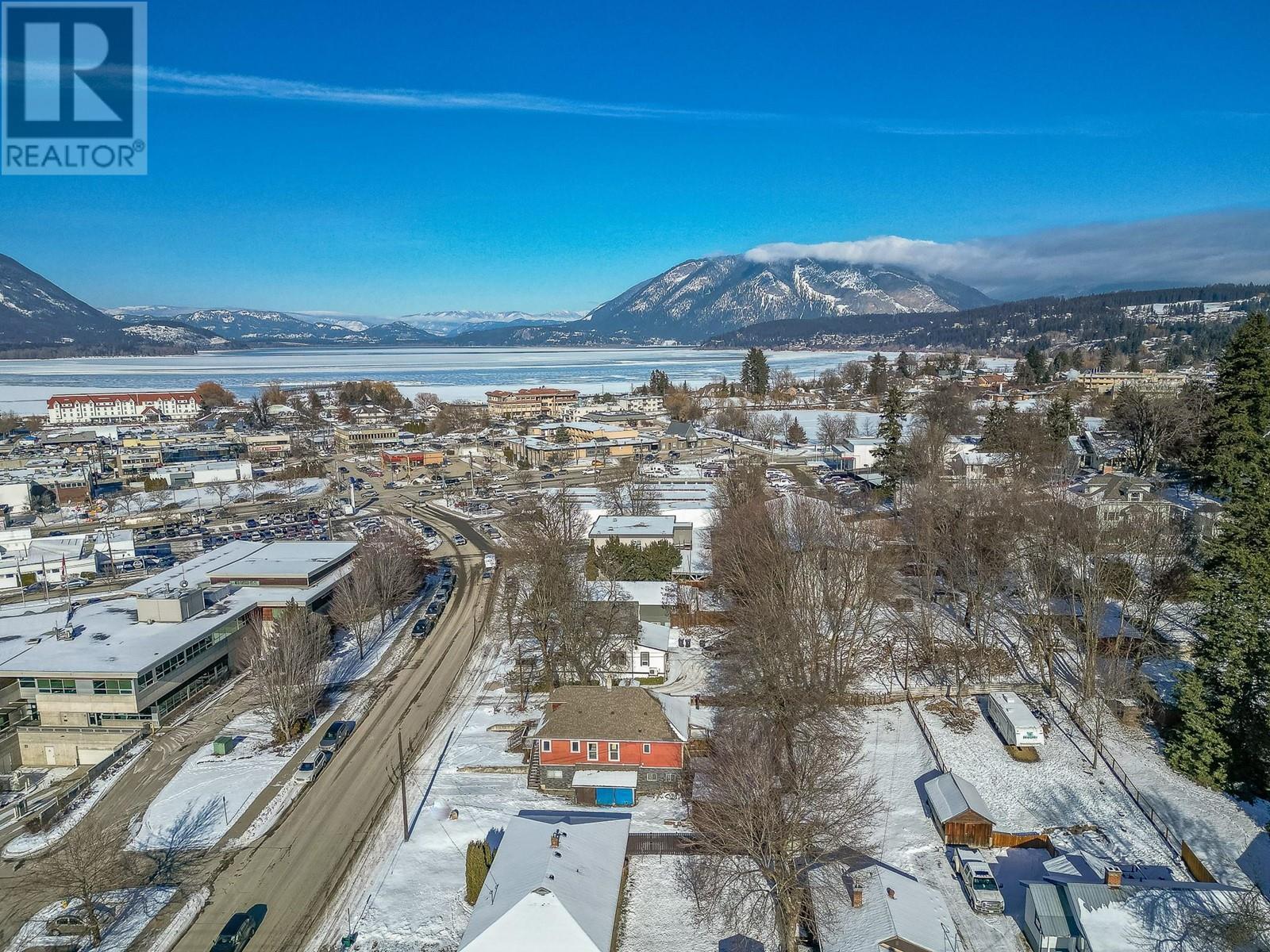 80 6 Street Ne, Salmon Arm, British Columbia  V1E 1H1 - Photo 48 - 10334775