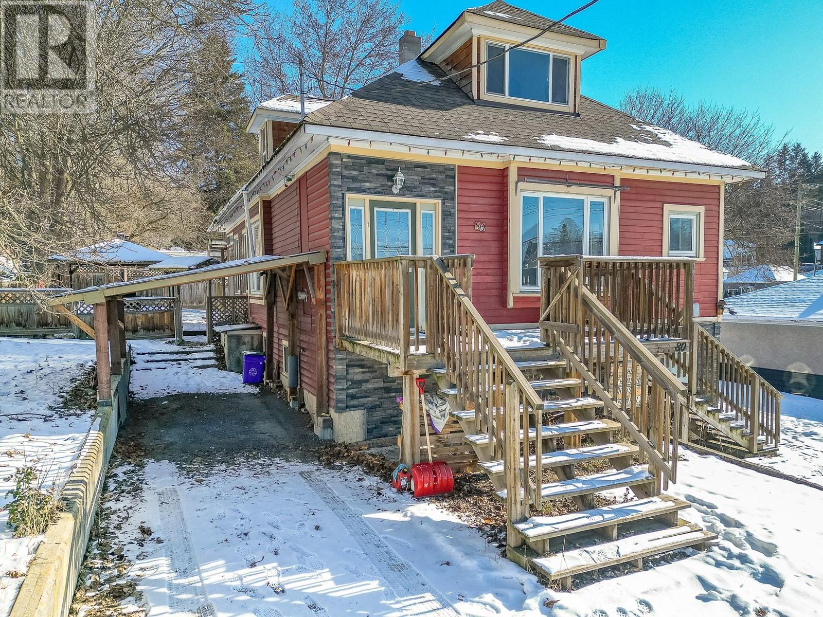 Property at 80 6 Street NE image 1