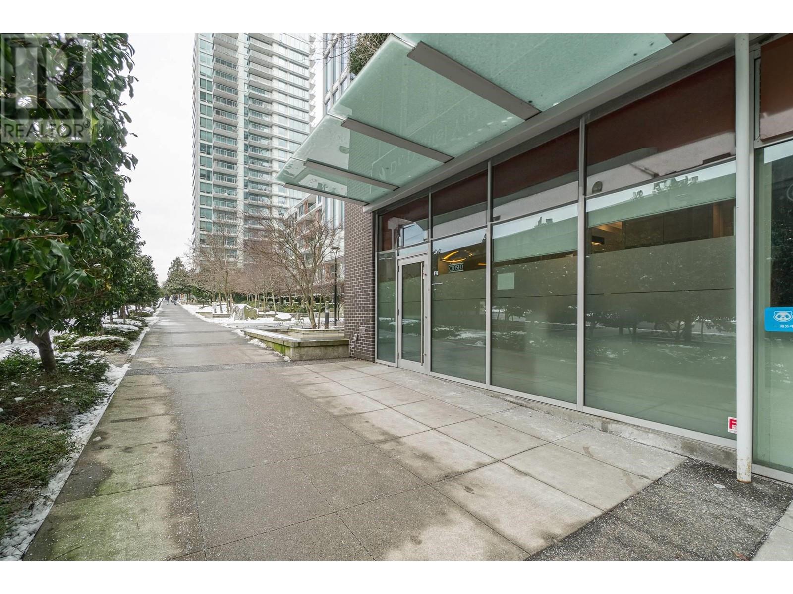 497 Sw Marine Drive, Vancouver, British Columbia  V5X 0E5 - Photo 2 - C8066549