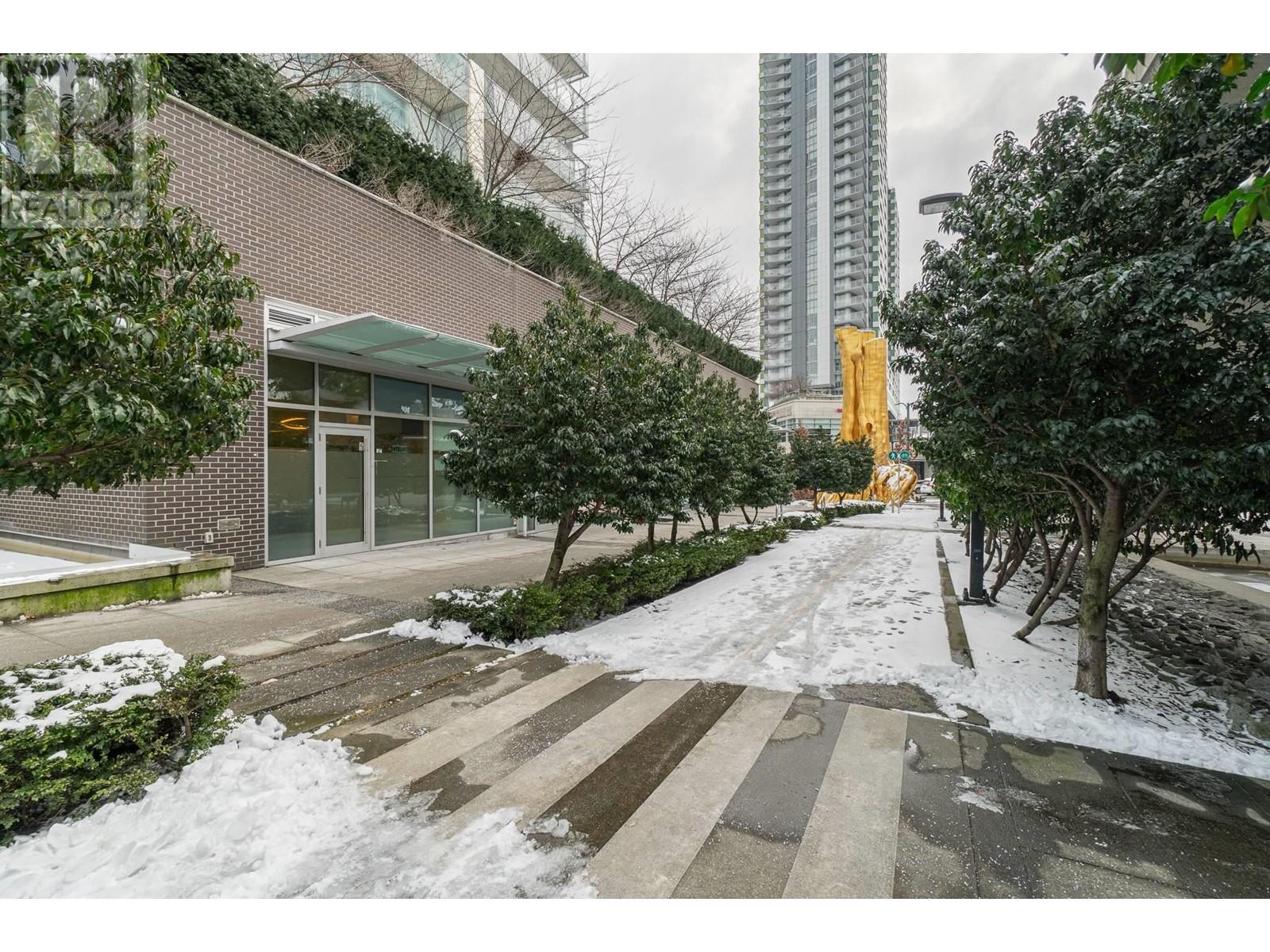 497 Sw Marine Drive, Vancouver, British Columbia  V5X 0E5 - Photo 3 - C8066549