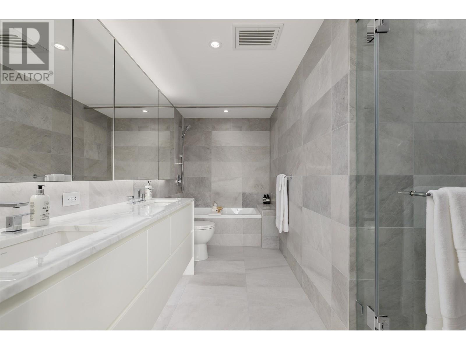 796 Arthur Erickson Place, West Vancouver, British Columbia  V7T 0B8 - Photo 12 - R2965670