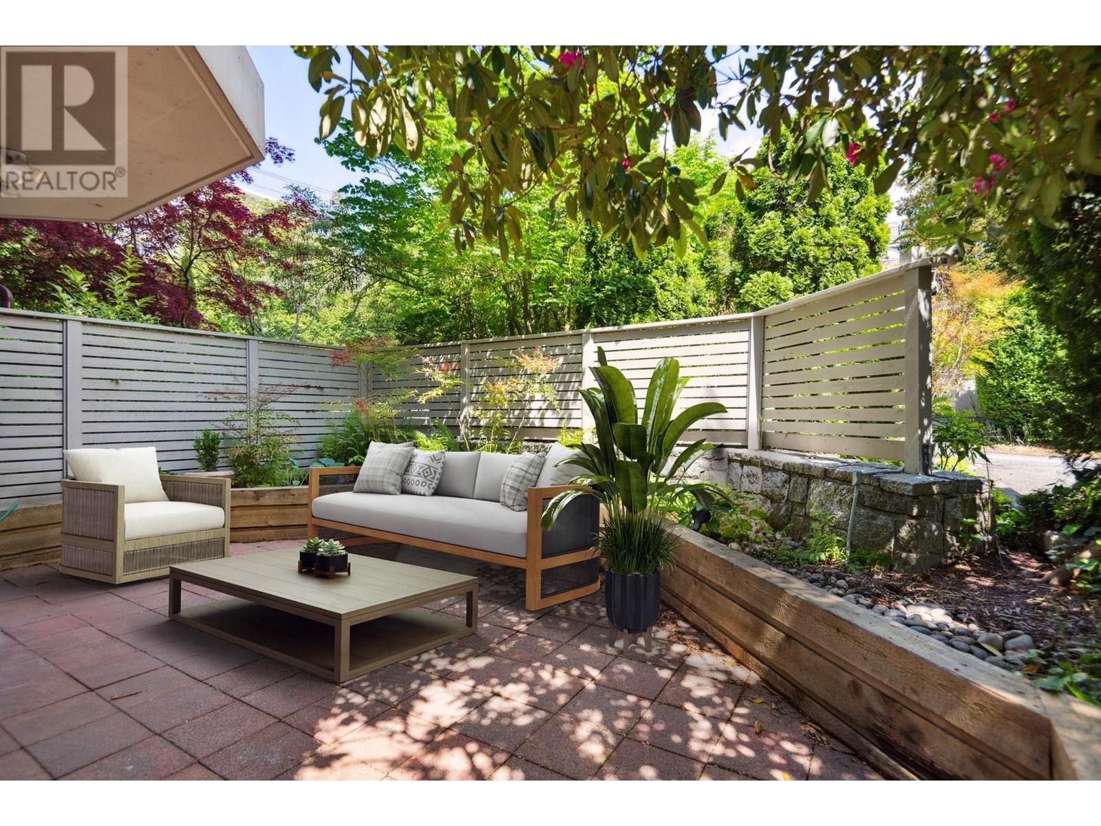 102 1689 DUCHESS AVENUE