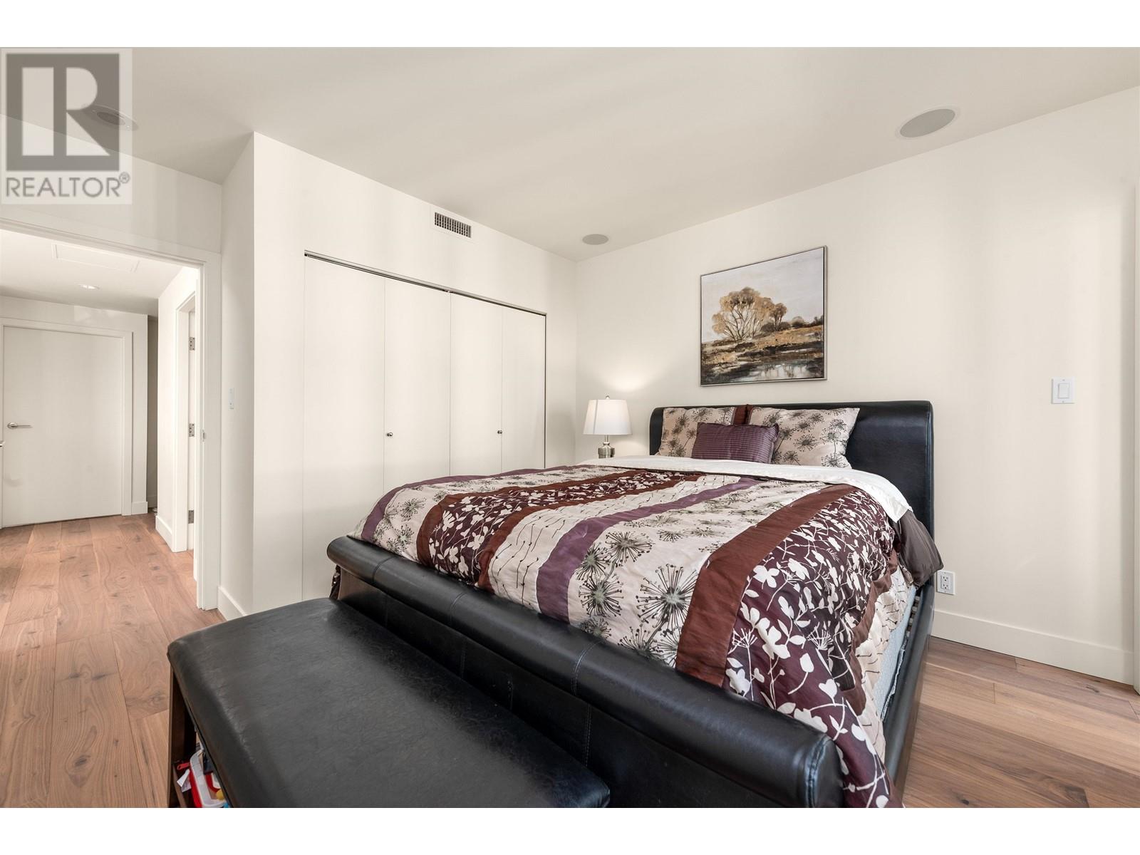 Listing Picture 25 of 38 : 1805 1111 ALBERNI STREET, Vancouver / 溫哥華 - 魯藝地產 Yvonne Lu Group - MLS Medallion Club Member