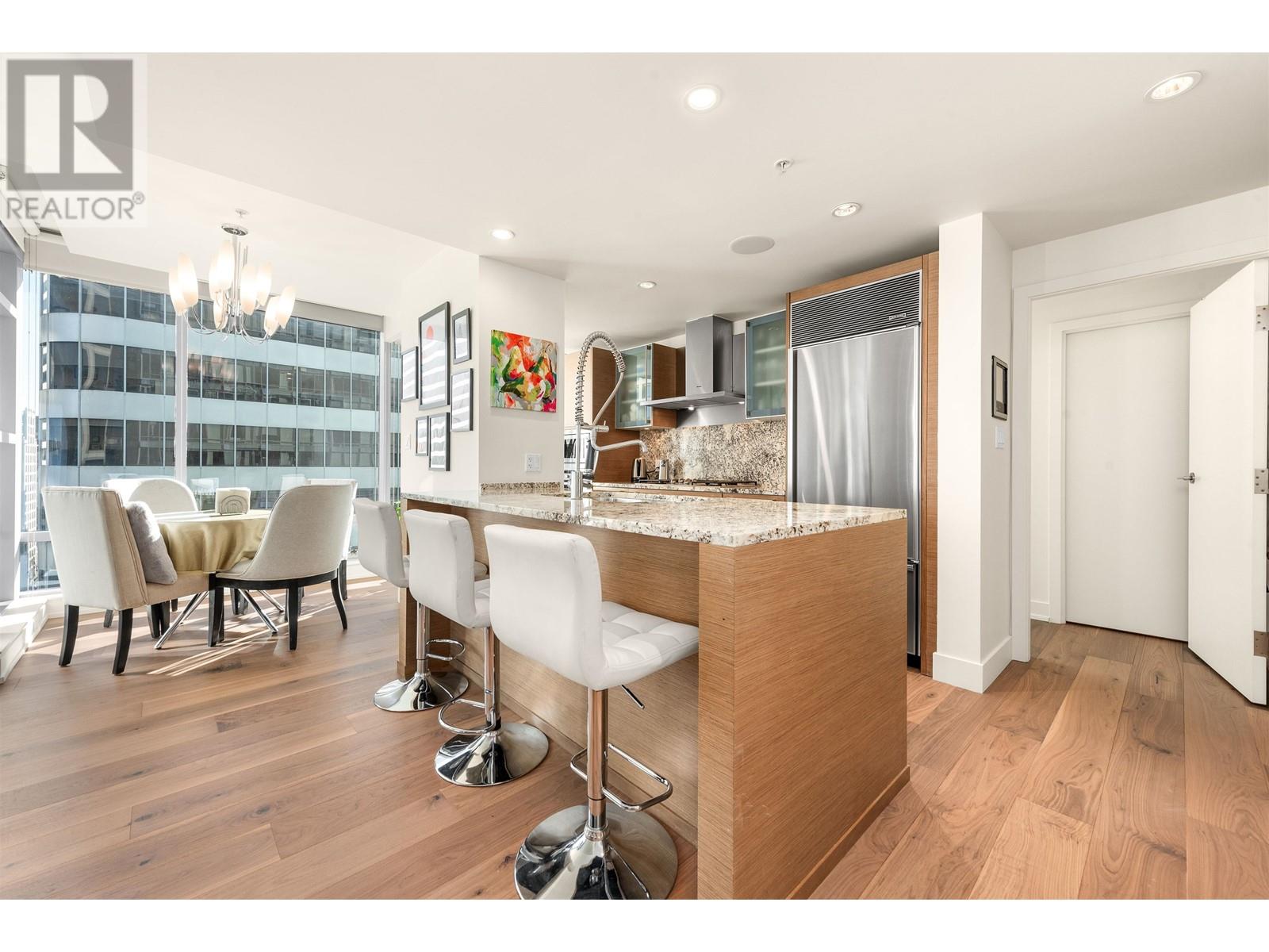 Listing Picture 3 of 38 : 1805 1111 ALBERNI STREET, Vancouver / 溫哥華 - 魯藝地產 Yvonne Lu Group - MLS Medallion Club Member