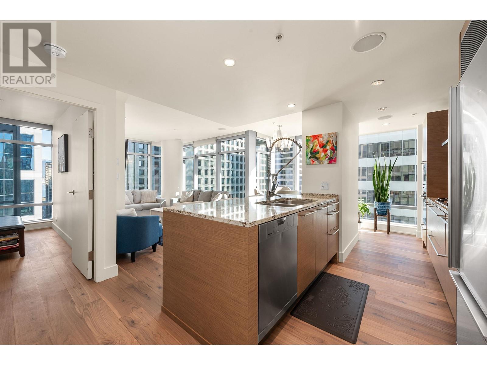 Listing Picture 4 of 38 : 1805 1111 ALBERNI STREET, Vancouver / 溫哥華 - 魯藝地產 Yvonne Lu Group - MLS Medallion Club Member