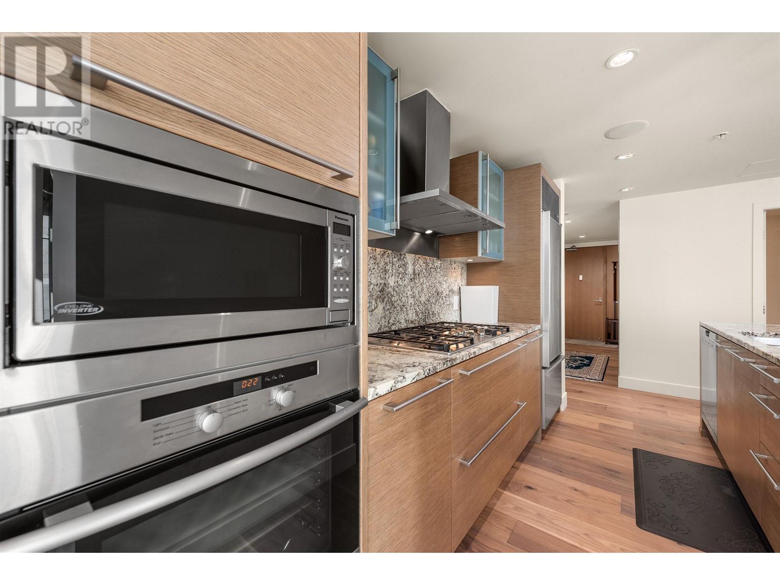 Listing Picture 8 of 38 : 1805 1111 ALBERNI STREET, Vancouver / 溫哥華 - 魯藝地產 Yvonne Lu Group - MLS Medallion Club Member