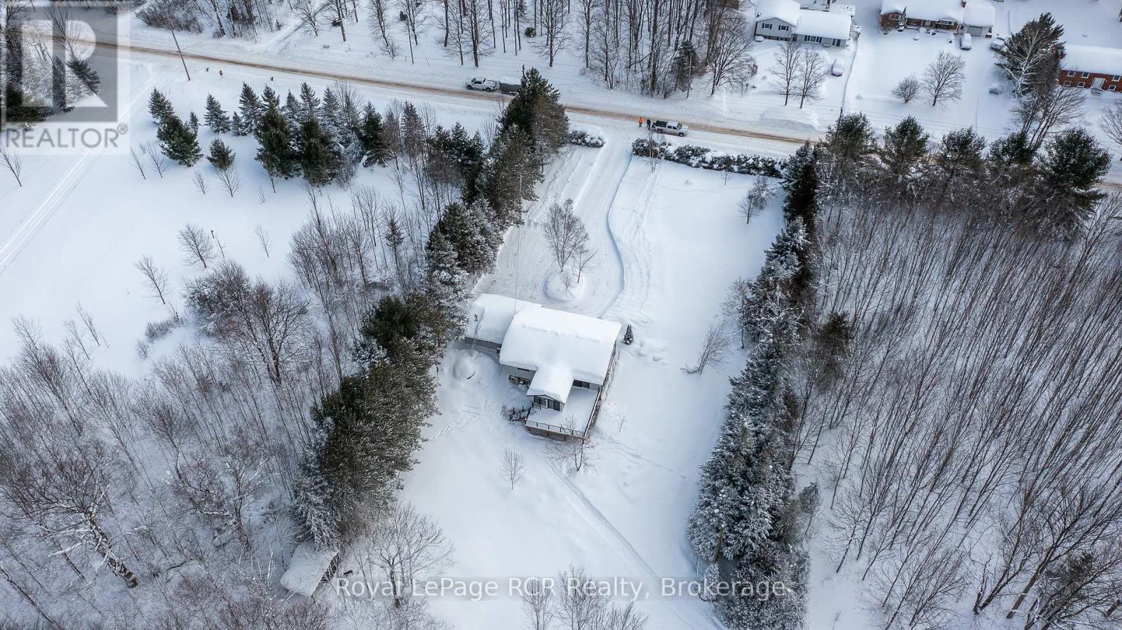 126 West Street, Georgian Bluffs, Ontario  N4K 5N7 - Photo 5 - X11967775