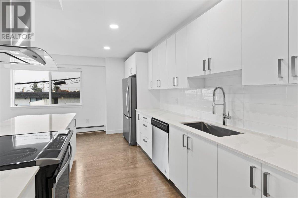 Listing Picture 6 of 30 : 205 4625 GRANGE STREET, Burnaby / 本拿比 - 魯藝地產 Yvonne Lu Group - MLS Medallion Club Member