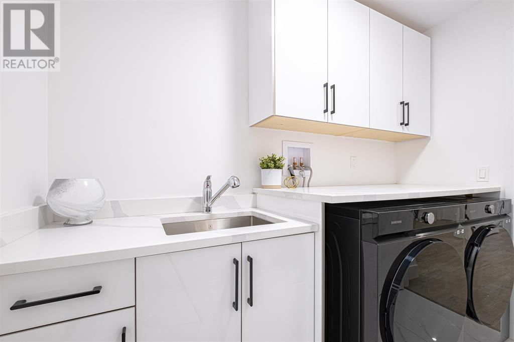 10516 MCVEETY STREET, Maple Ridge real estate listing R2965503 for sale