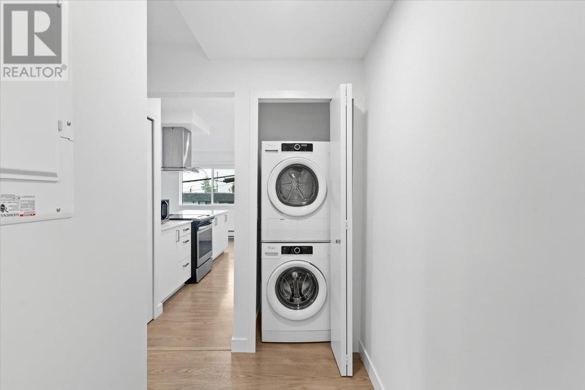 Listing Picture 16 of 30 : 205 4625 GRANGE STREET, Burnaby / 本拿比 - 魯藝地產 Yvonne Lu Group - MLS Medallion Club Member