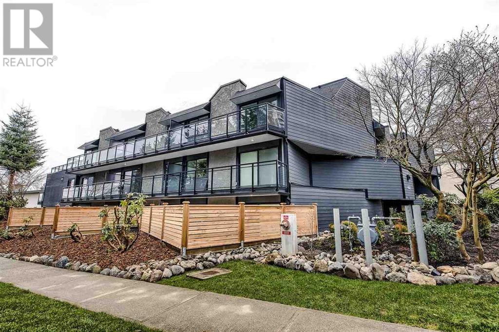 Listing Picture 30 of 30 : 205 4625 GRANGE STREET, Burnaby / 本拿比 - 魯藝地產 Yvonne Lu Group - MLS Medallion Club Member