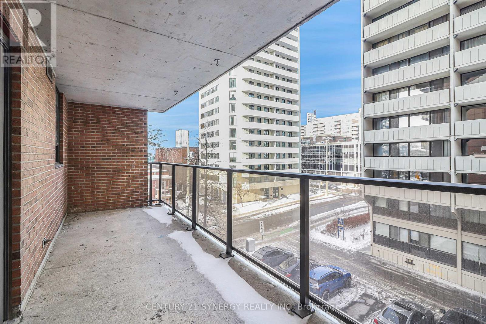 405 - 475 LAURIER AVENUE Ottawa