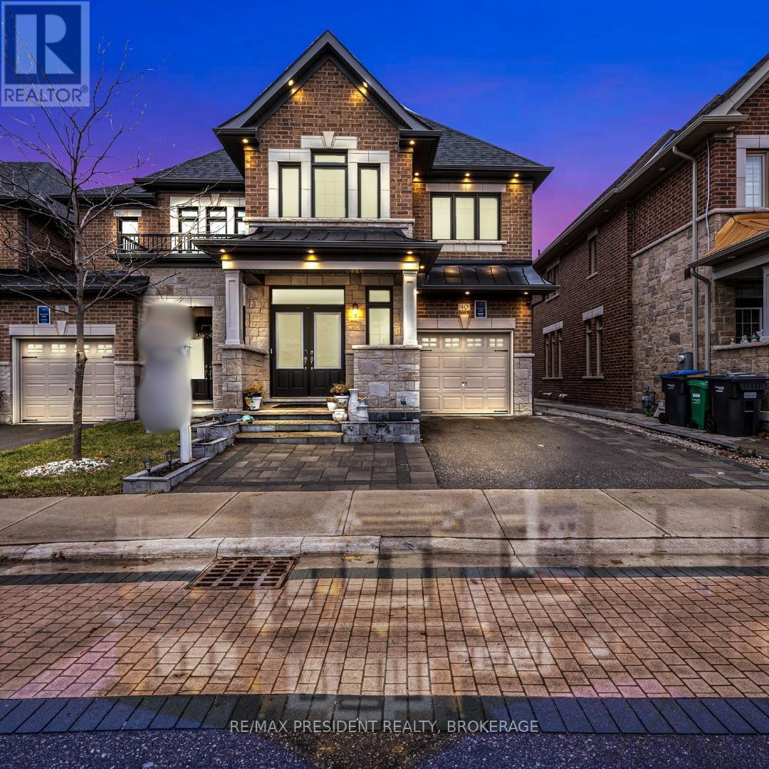 Property at 40 OAKMORE LANE image 1
