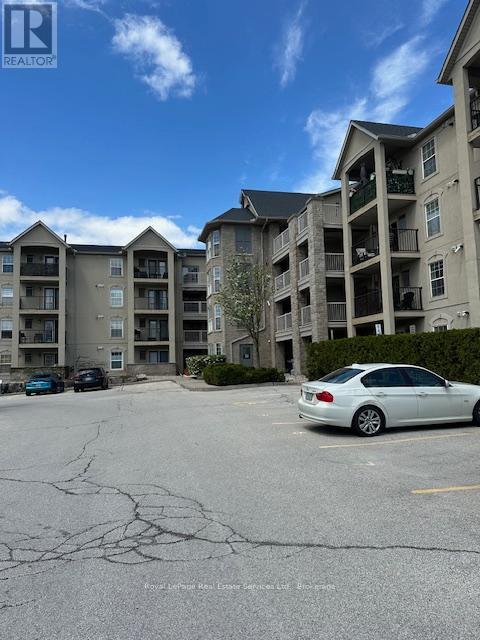 Property at 411 - 1431 WALKERS LINE image 2