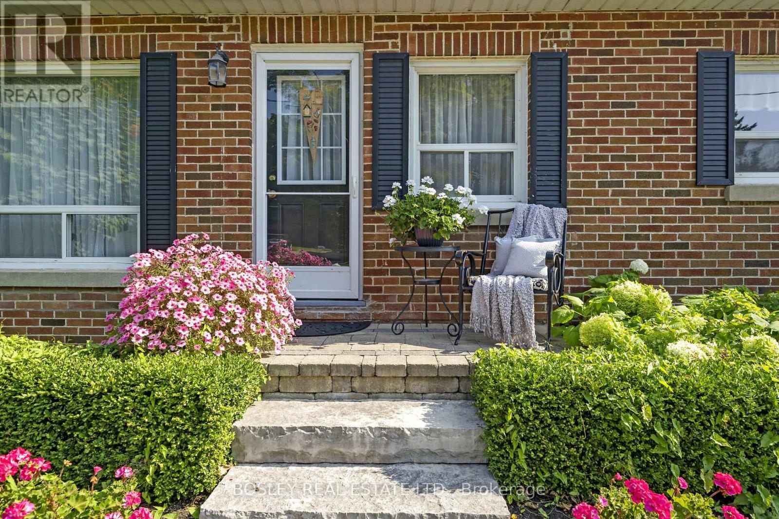 Property at 31 JOHN STREET image 4