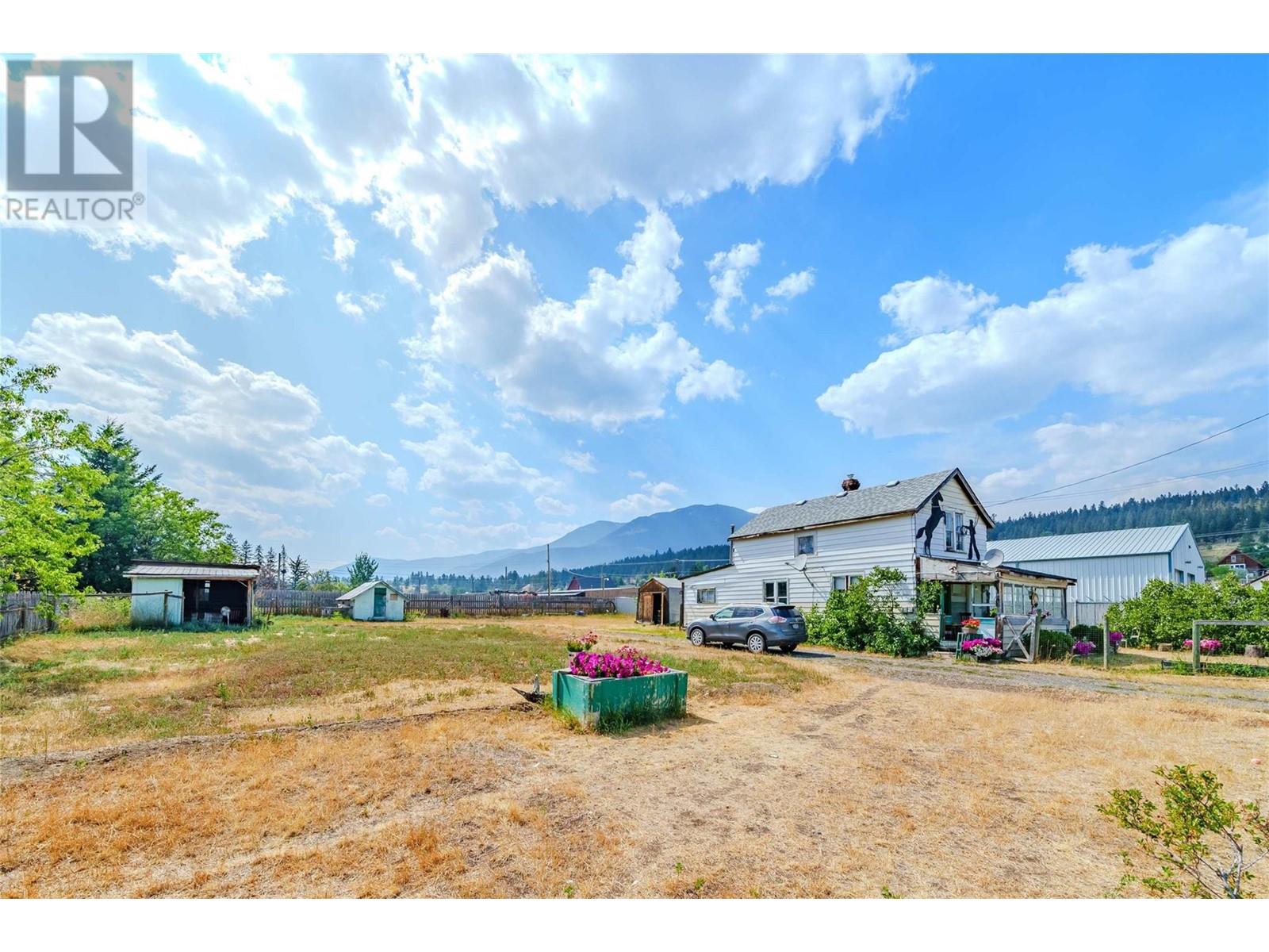 307 Smith Avenue, Clinton, British Columbia V0K 1K0 - Photo 17 - 10335135