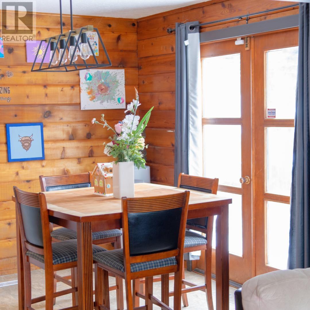 Property at 1344 LAKEVIEW DRIVE image 4