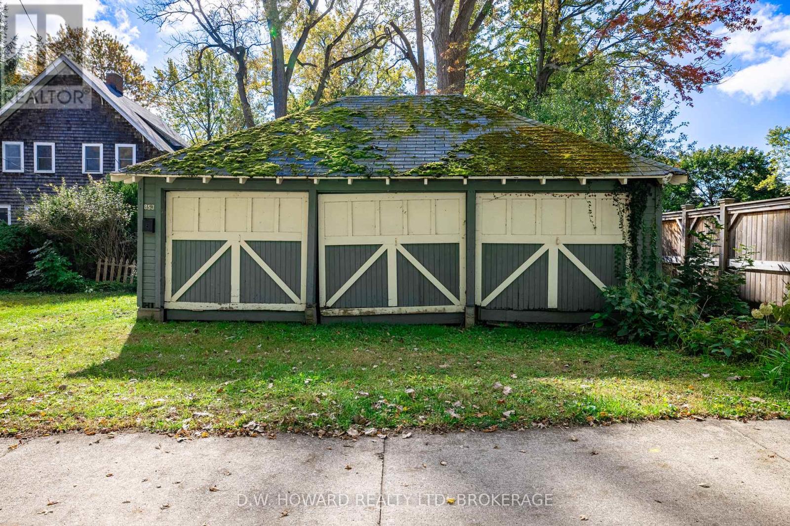 Property at 853 EDGEMERE ROAD image 5