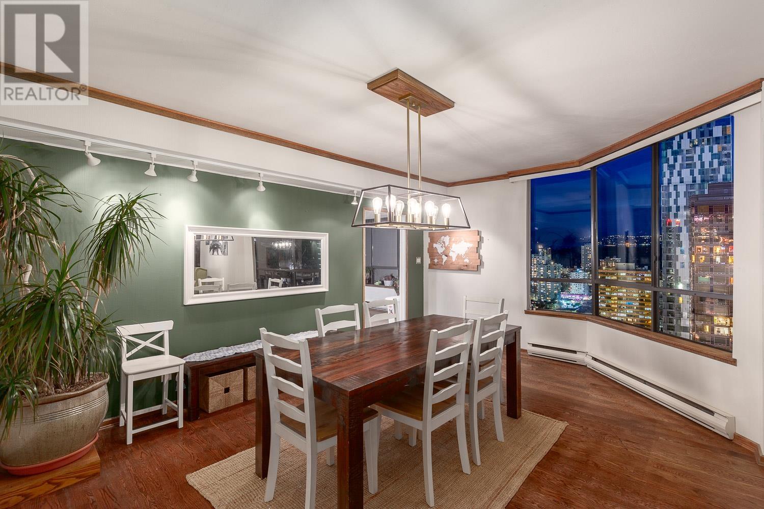 Listing Picture 10 of 29 : 2301 738 BROUGHTON STREET, Vancouver / 溫哥華 - 魯藝地產 Yvonne Lu Group - MLS Medallion Club Member