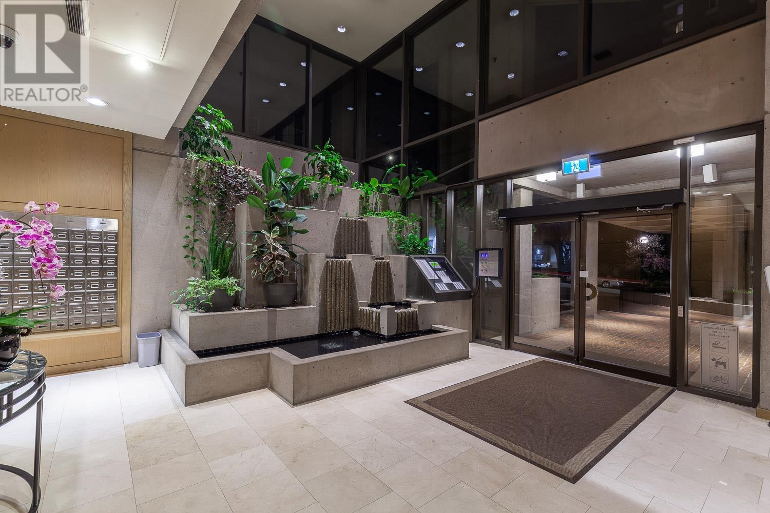 Listing Picture 25 of 29 : 2301 738 BROUGHTON STREET, Vancouver / 溫哥華 - 魯藝地產 Yvonne Lu Group - MLS Medallion Club Member