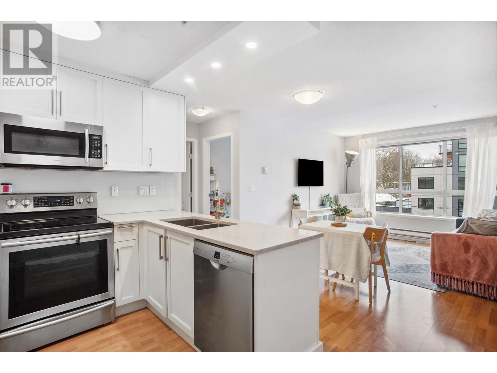 Listing Picture 10 of 20 : 405 189 ONTARIO PLACE, Vancouver / 溫哥華 - 魯藝地產 Yvonne Lu Group - MLS Medallion Club Member